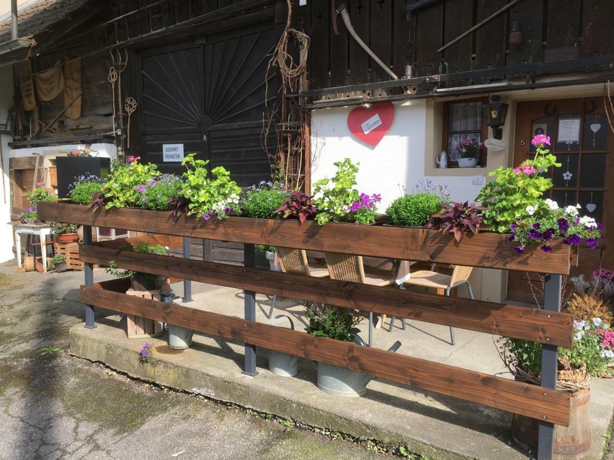 Pension Chesselberg Buckten Esterno foto
