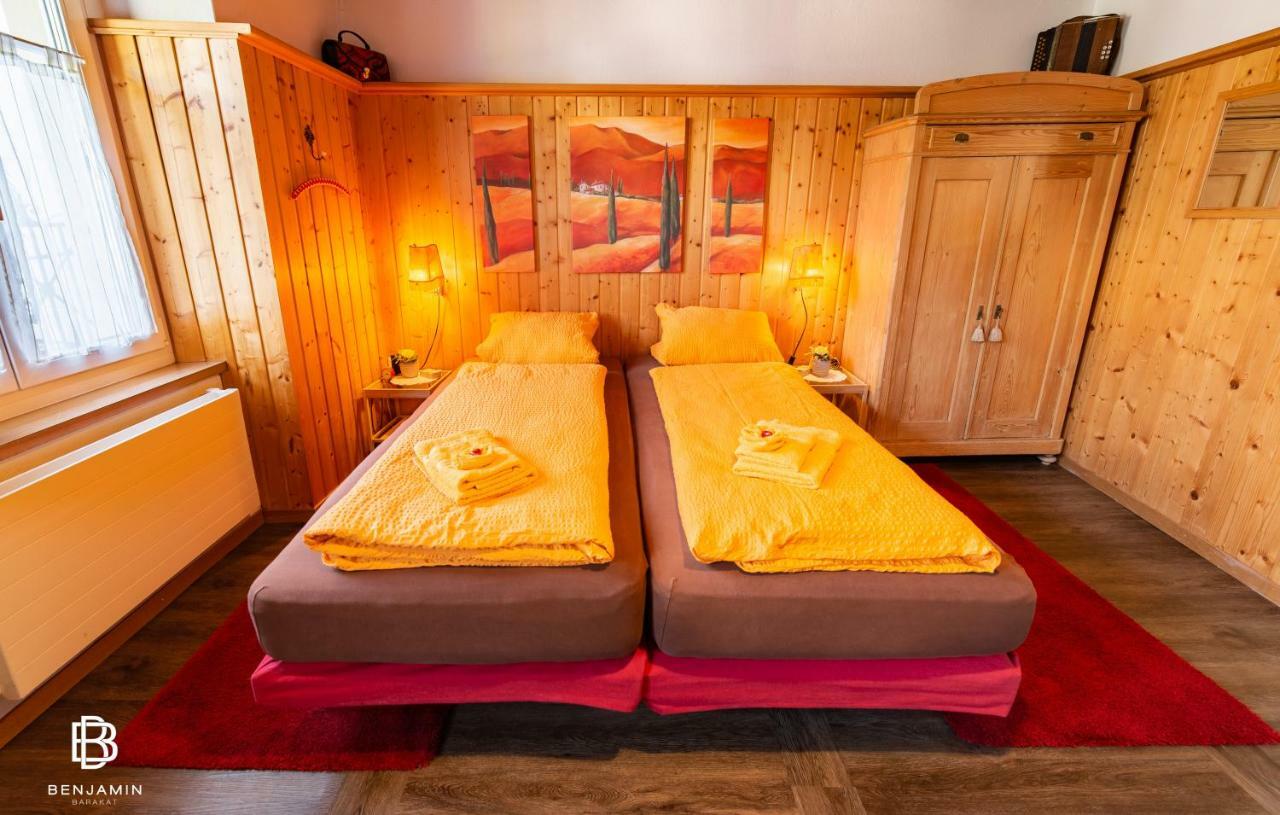 Pension Chesselberg Buckten Esterno foto